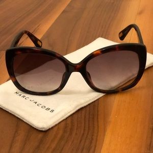 Marc Jacobs square tortoise sunglasses